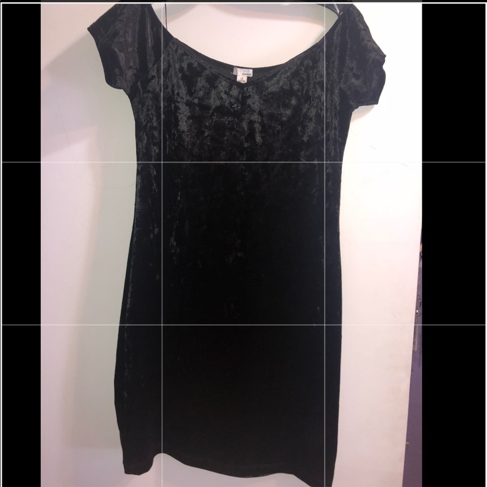 Off the shoulder velvet body con dress